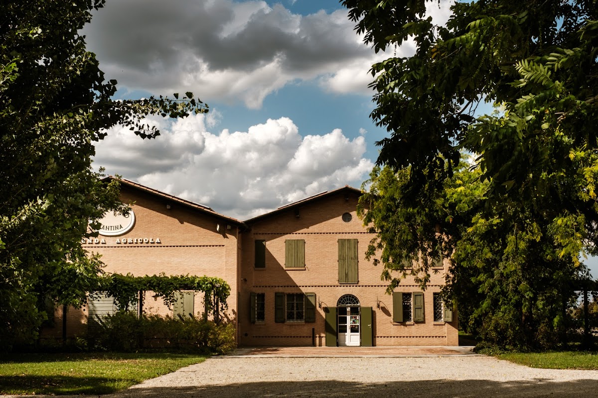 Azienda Agricola Villa Di Corlo S.A.S. — Ristorante a Modena, Modena