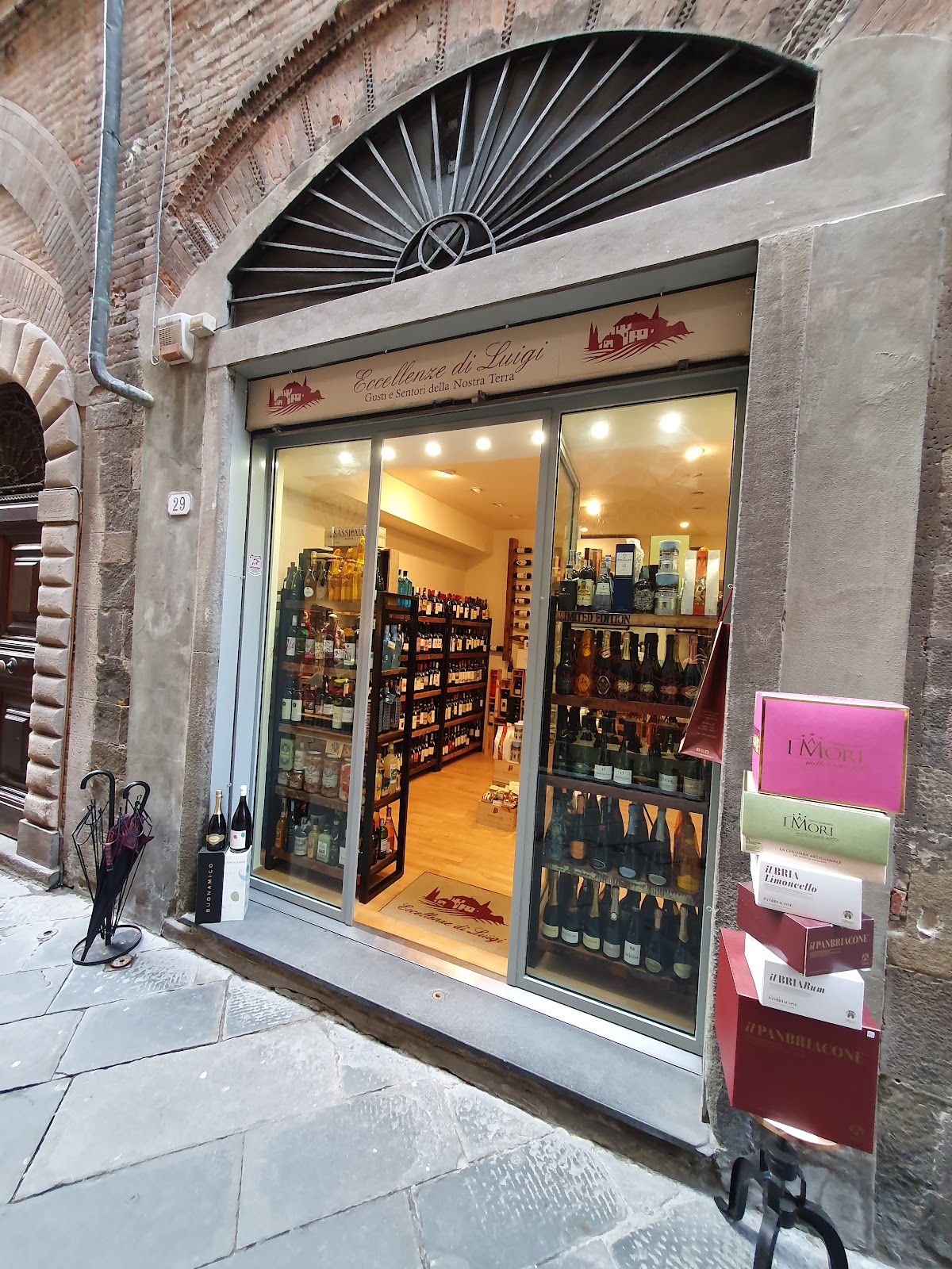 Enoteca Eccellenze dì Luigi — Ristorante a Lucca, Lucca