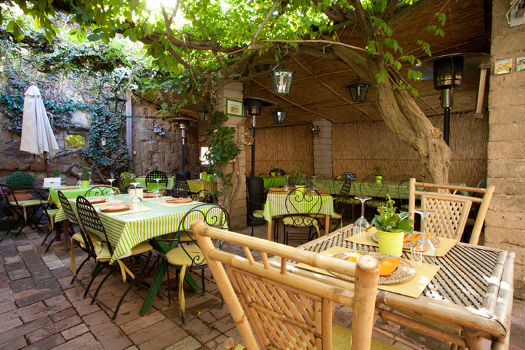 Osteria al Forno di Agnese — Ristorante a Civita di Bagnoregio, Viterbo