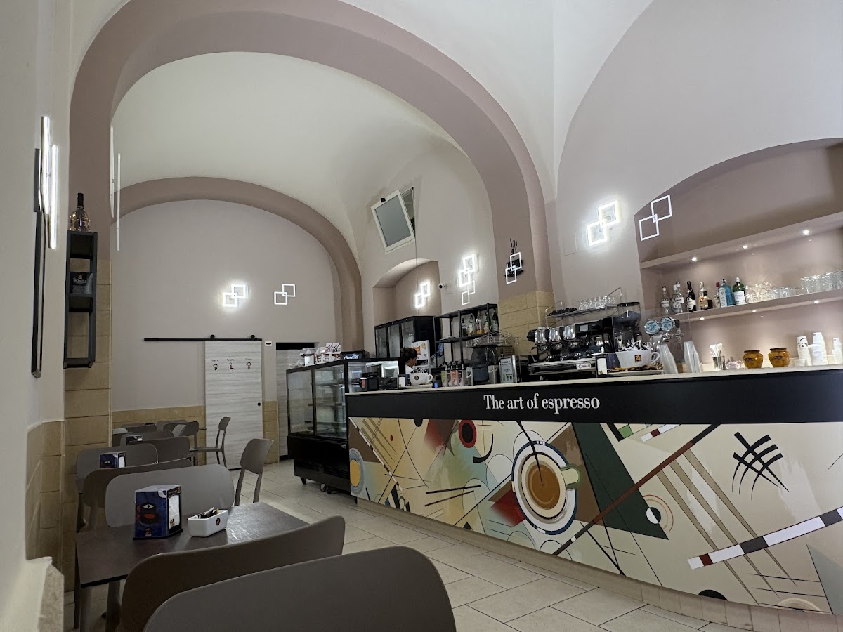 Cafe Joli — Ristorante a Bari, Bari
