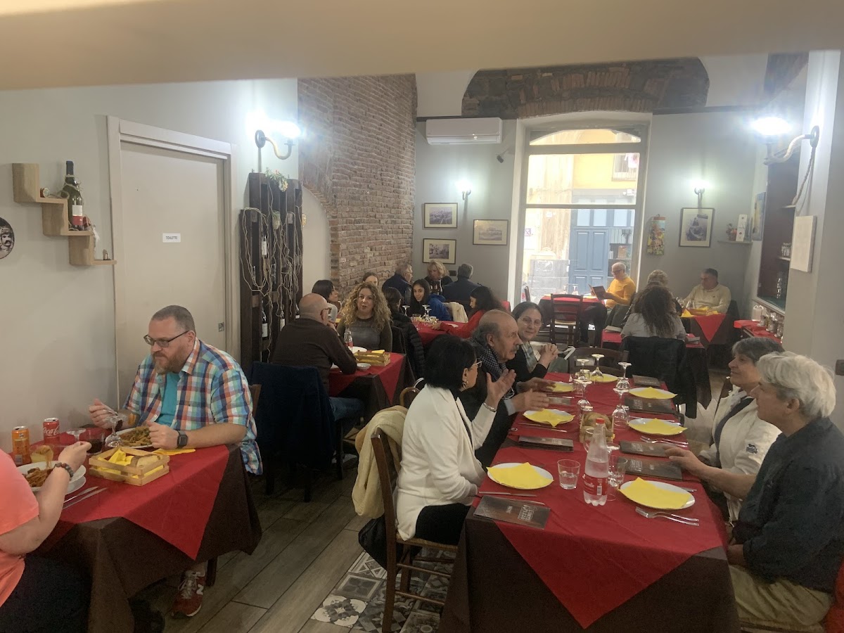 L’Oste Pazzo — Ristorante a Catania, Catania