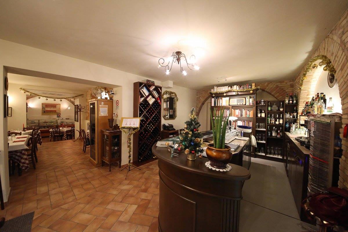 Trattoria Pizzeria Frecandò — Ristorante a Macerata, Macerata