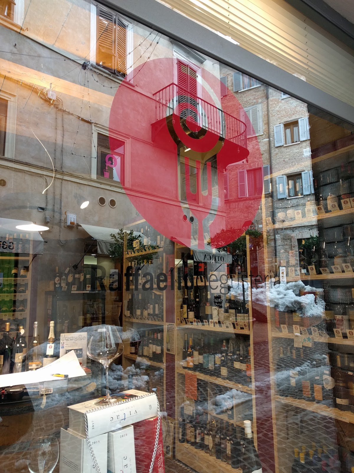 Raffaello degusteria — Ristorante a Urbino, Pesaro e Urbino