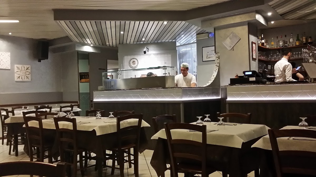 Pizzeria Romagnoli — Ristorante a Vasto, Chieti