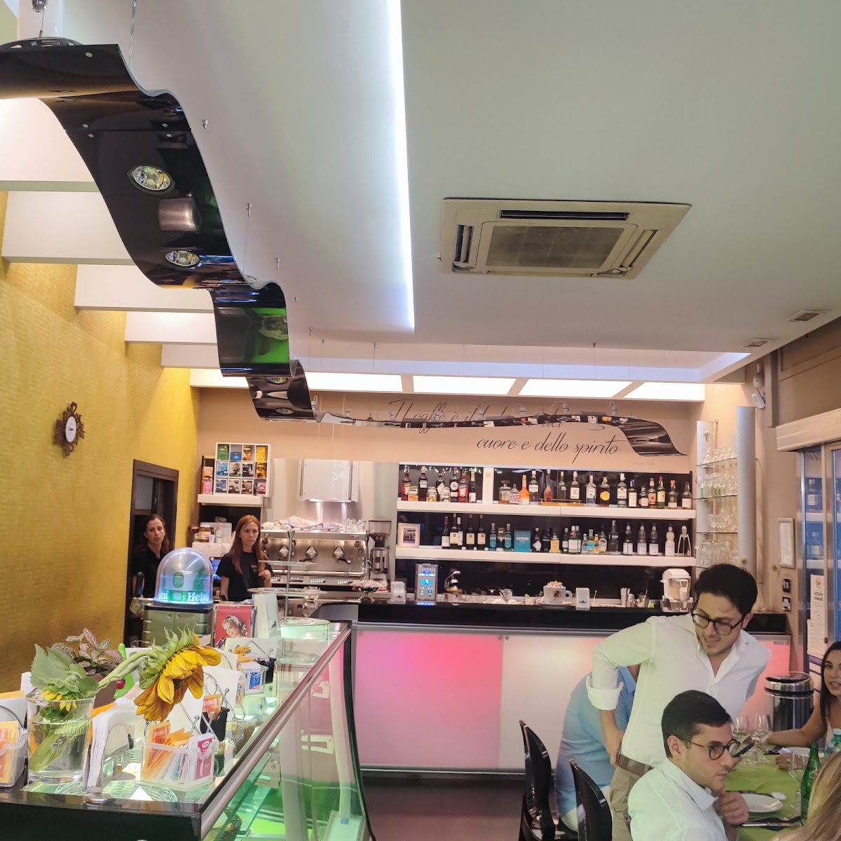 Golden Coffee — Ristorante a Cagliari, Cagliari