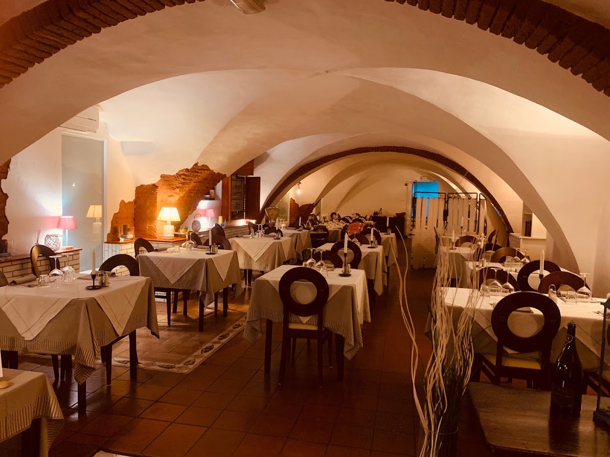Taverna dei Servi — Ristorante a Modena, Modena