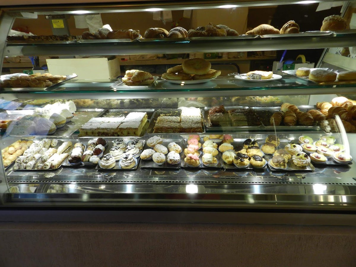 L'Ambrosia Pasticceria Caffetteria — Ristorante a Lerici, La Spezia