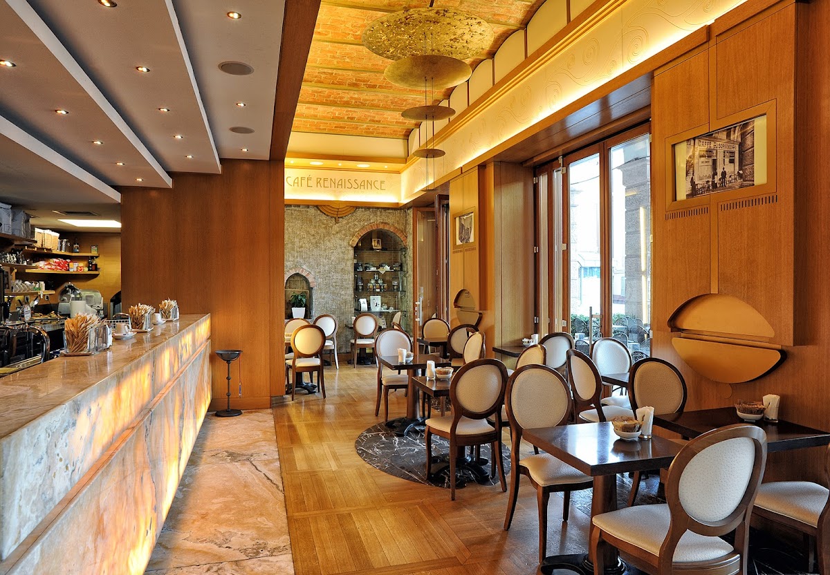Café Renaissance Pasticceria Brioches Panettoni — Ristorante a Sanremo, Imperia