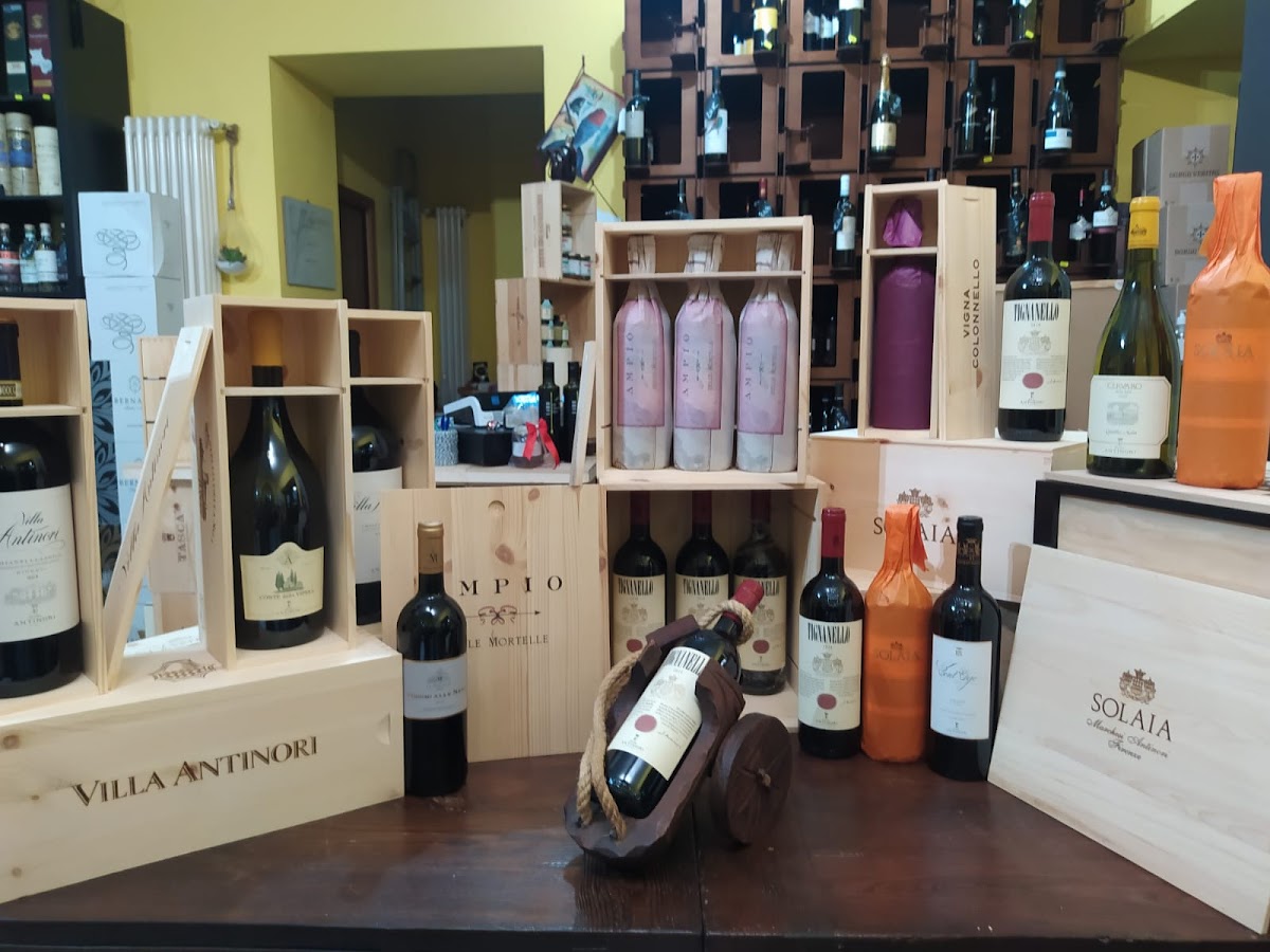 Enoteca Vinum di Di Giorgio Simone — Ristorante a Viterbo, Viterbo