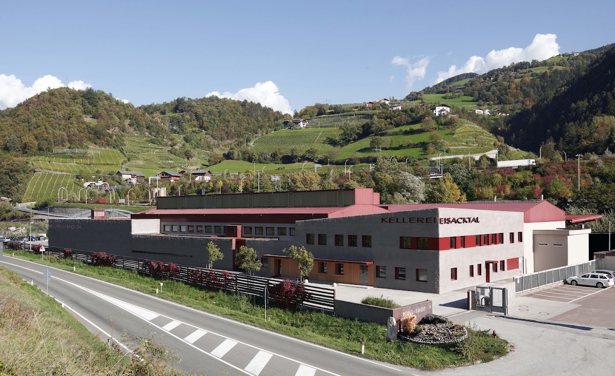 Kellerei Eisacktal - Cantina Valle Isarco — Ristorante a Bressanone, Bolzano