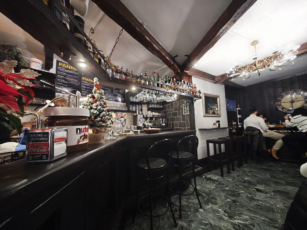 The Black Hole — Ristorante a Cervinia, Aosta