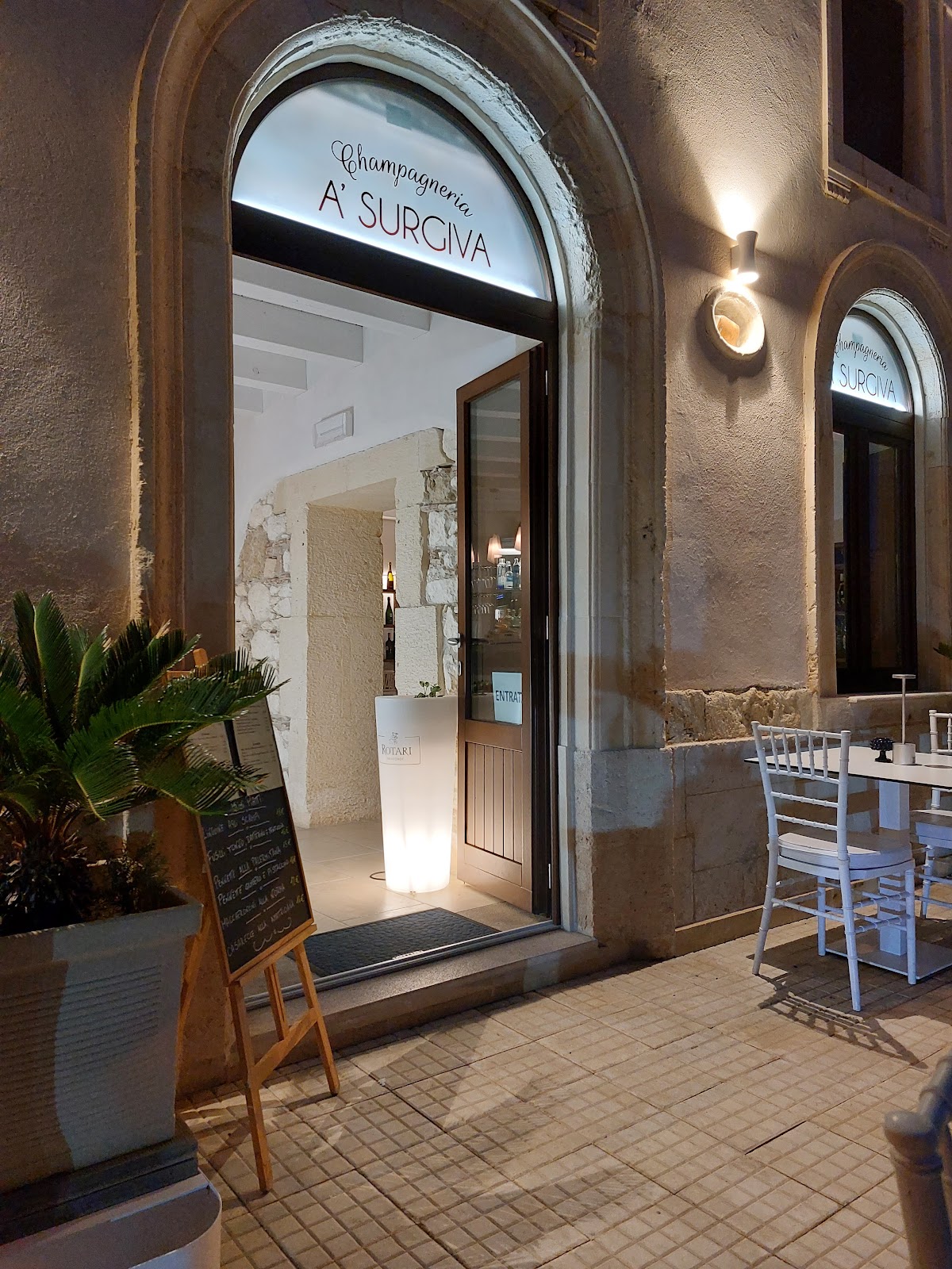 A' Surgiva - Champagneria Bistrot — Ristorante a Siracusa, Siracusa