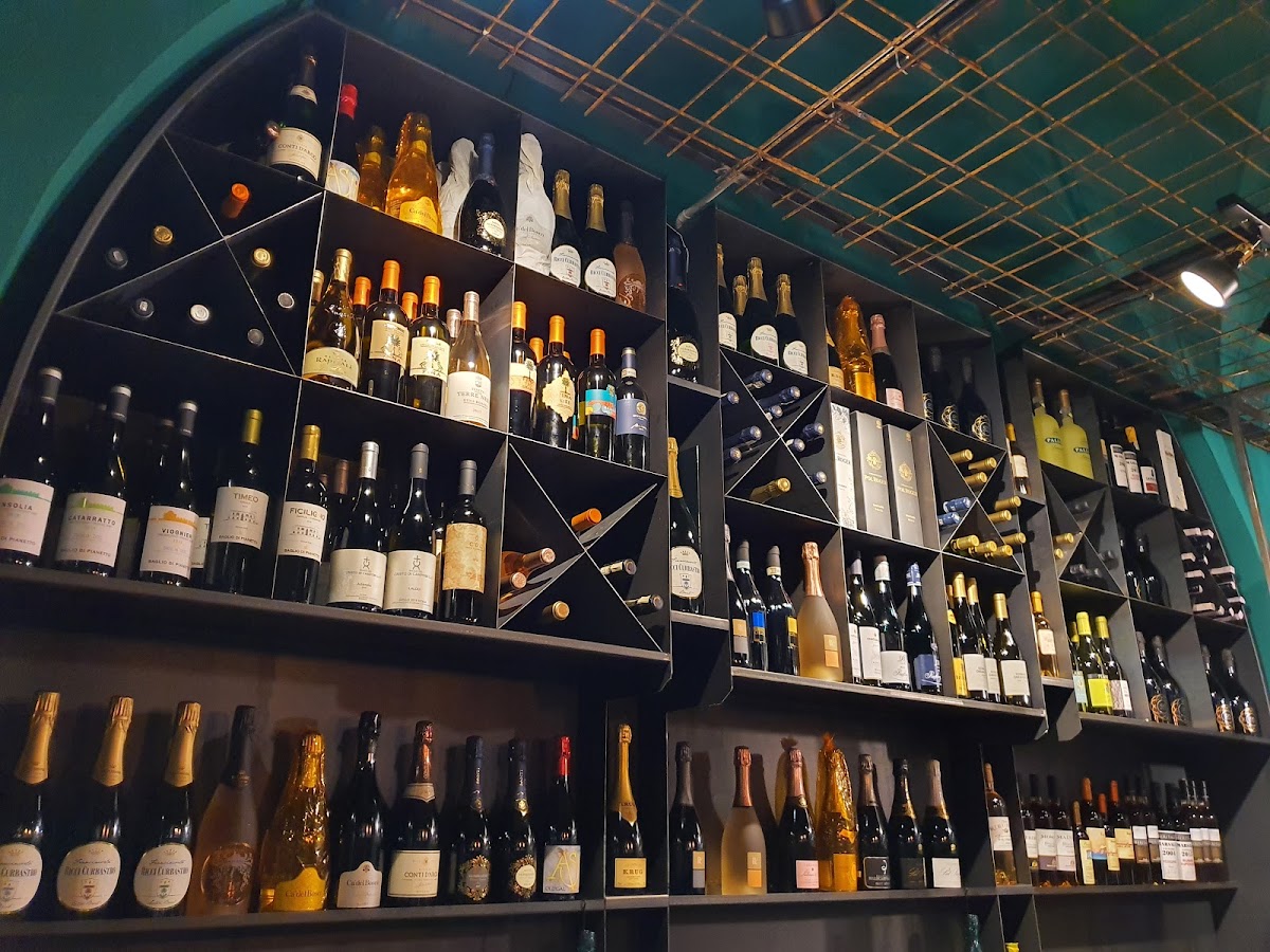 Officina "L' Enoteca" — Ristorante a Catania, Catania