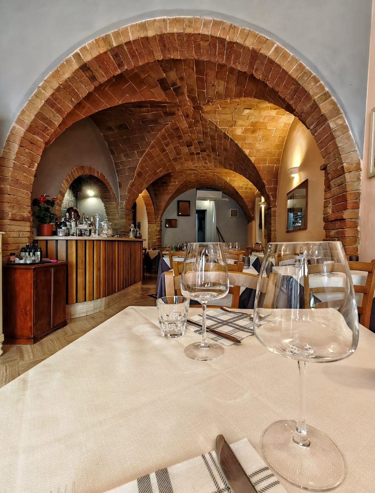 Osteria Delle Catene — Ristorante a San Gimignano, Siena