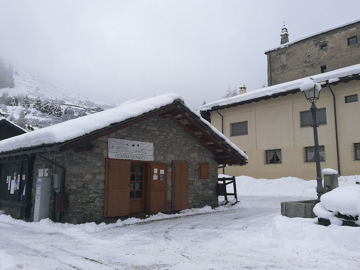Punto vendita Azienda Agricola Le Motte — Ristorante a Cogne, Aosta