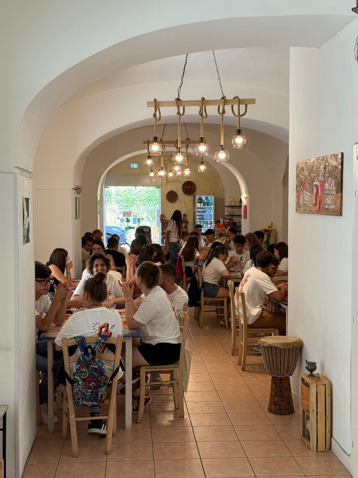 Trattoria La crescia a caserta — Ristorante a Caserta, Caserta