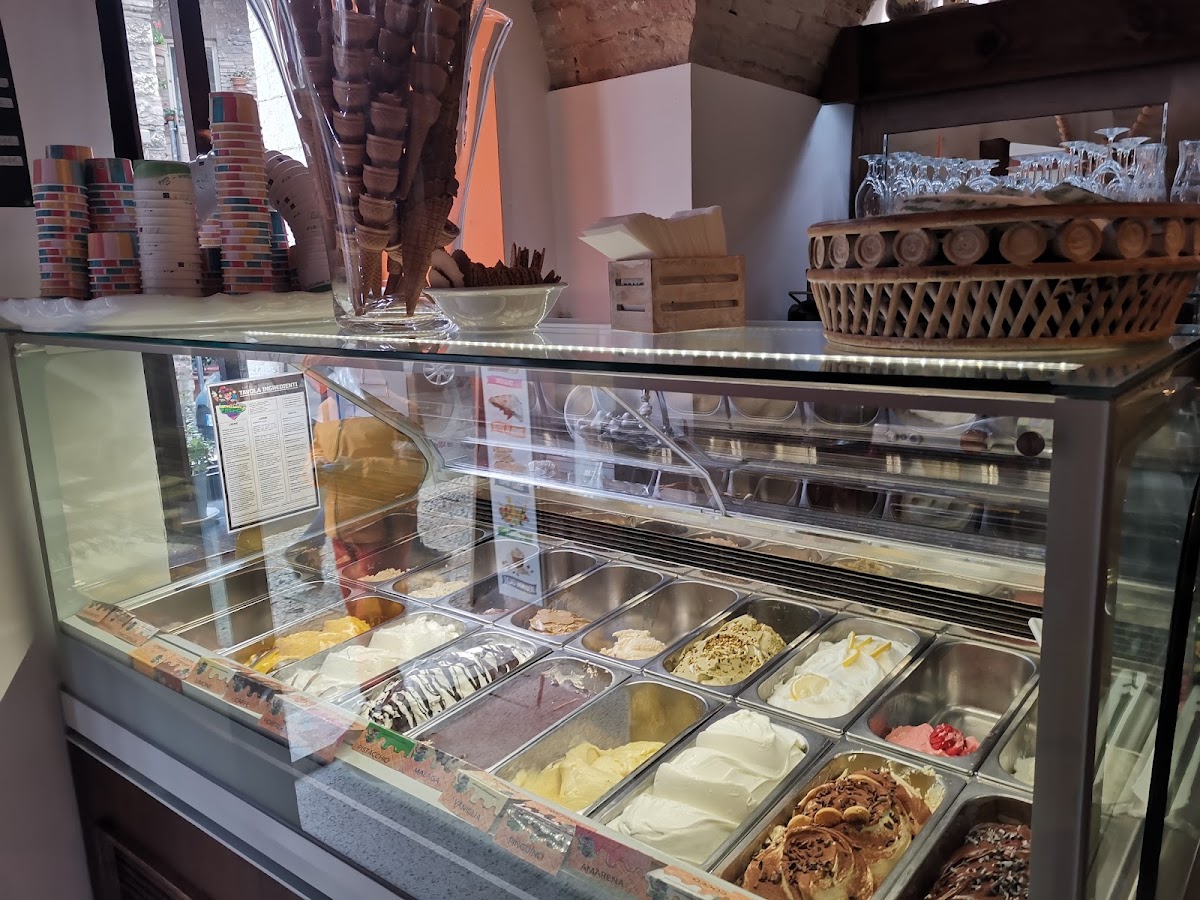 Bar pasticceria Maria Vittoria — Ristorante a Assisi, Perugia