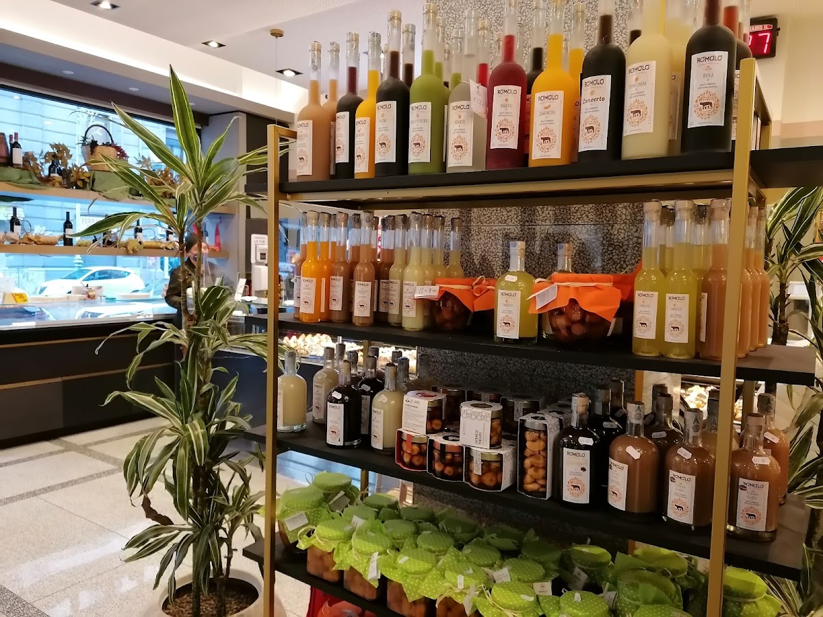 Pasticceria Romolo — Ristorante a Salerno, Salerno