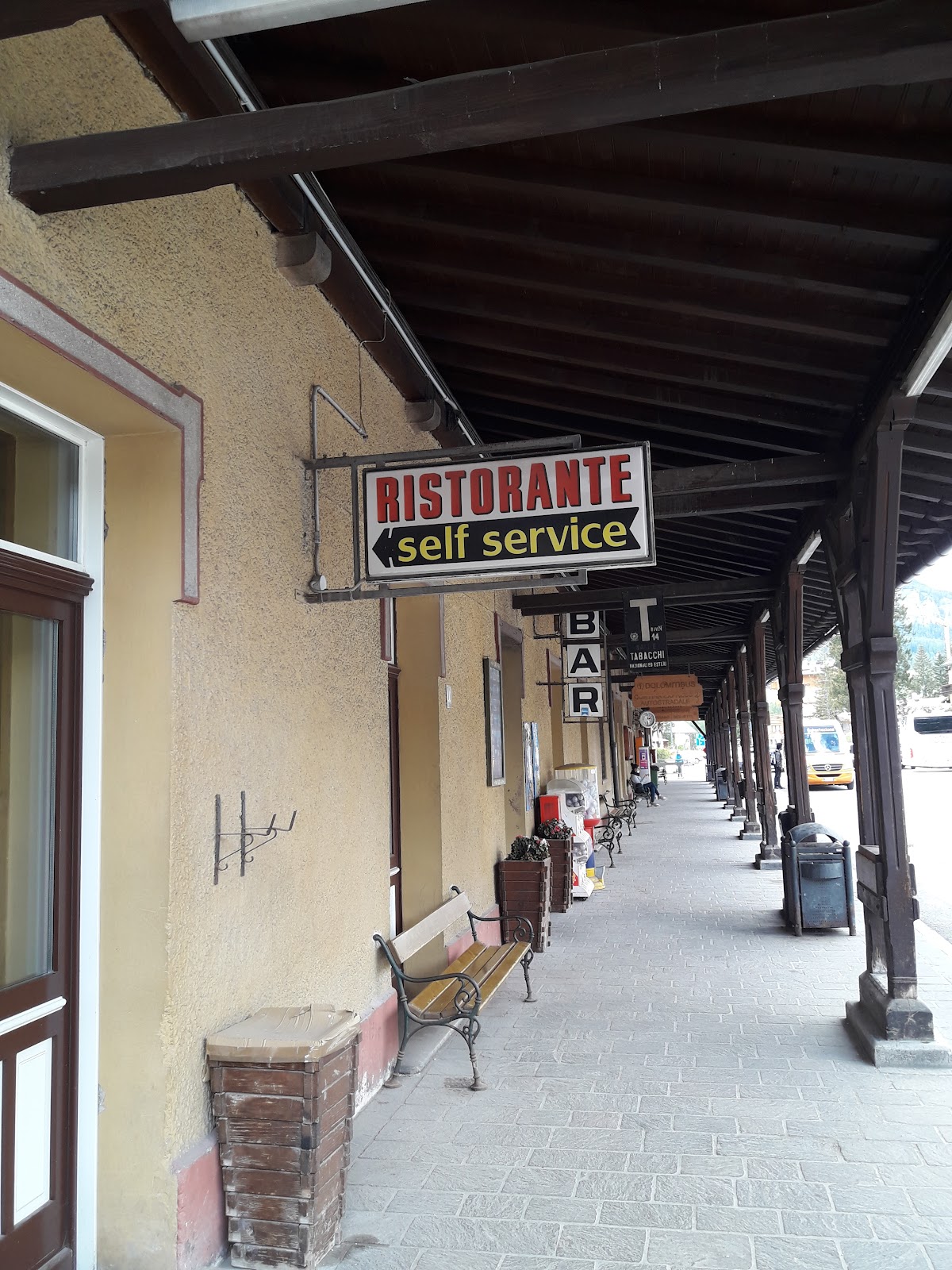 Bar Buffet Stazione — Ristorante a Cortina d Ampezzo, Belluno