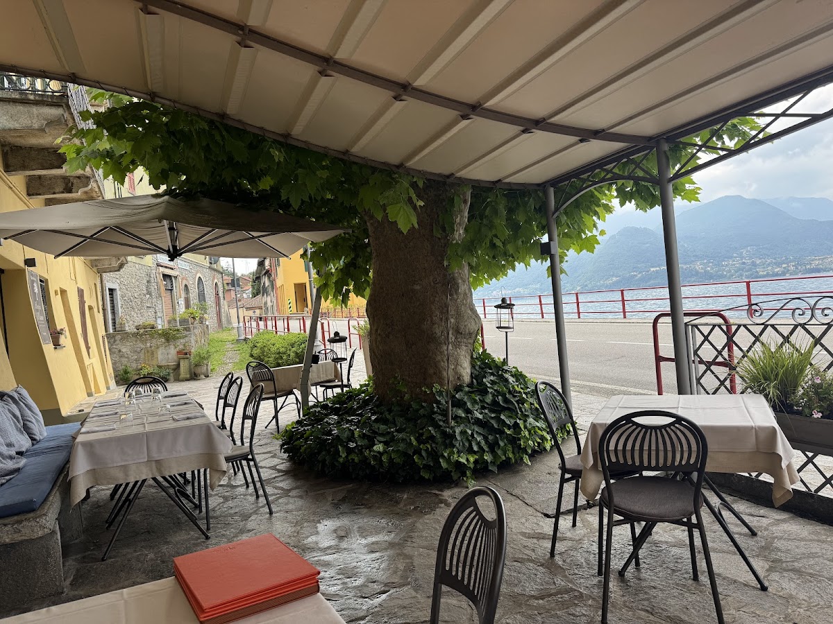 Hosteria del Platano — Ristorante a Varenna, Lecco