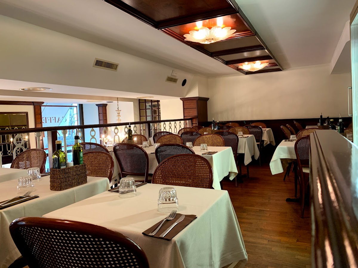 Bar Caffè Mozart — Ristorante a Milano, Milano