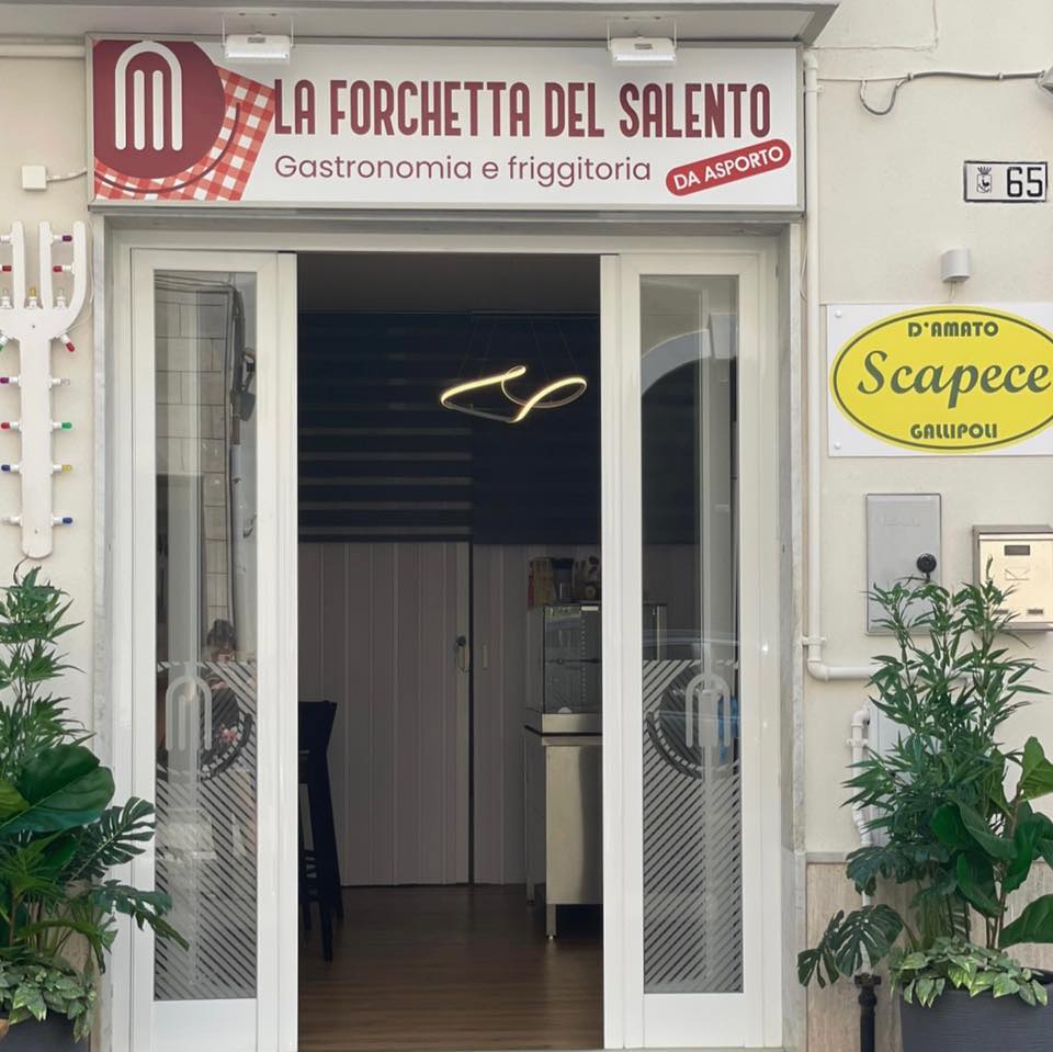 LA FORCHETTA DEL SALENTO & SCAPECE D'AMATO ~ GASTRONOMIA E FRIGGITORIA DA ASPORTO ~ — Ristorante a Gallipoli, Lecce