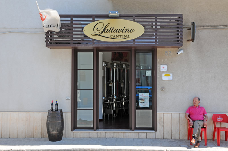 Cantina Lattavino — Ristorante a Polignano a Mare, Bari