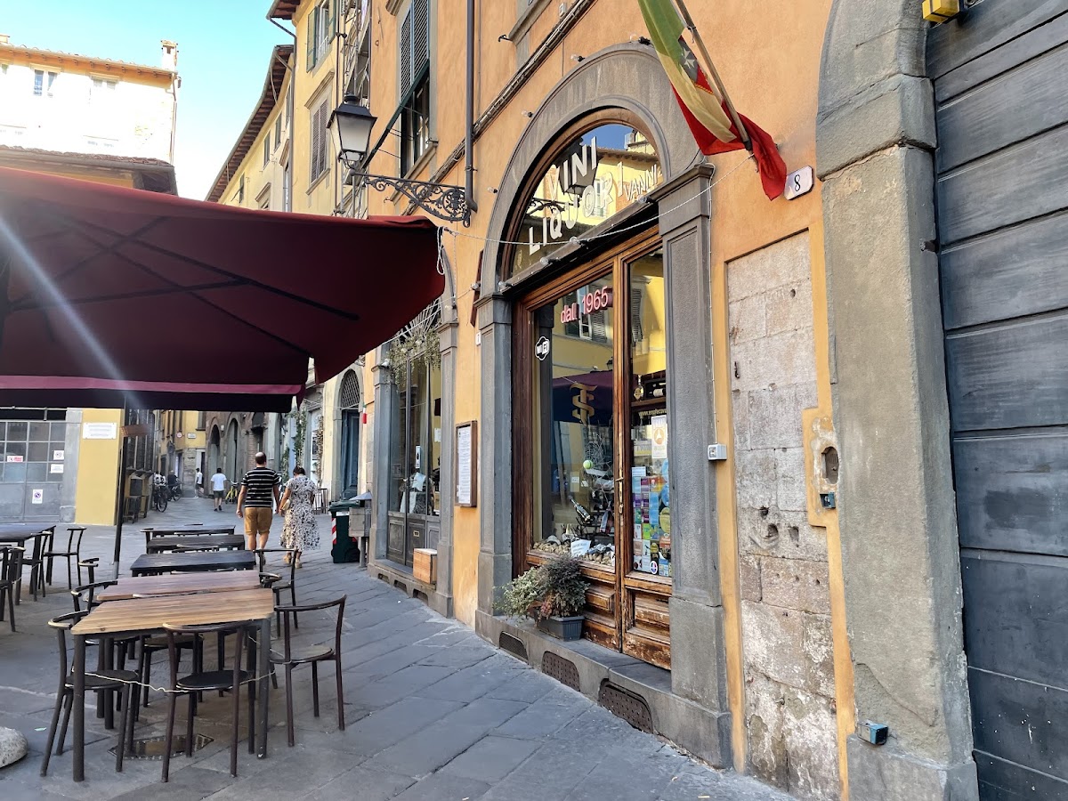 Vini e Liquori di Ugo Massei — Ristorante a Lucca, Lucca