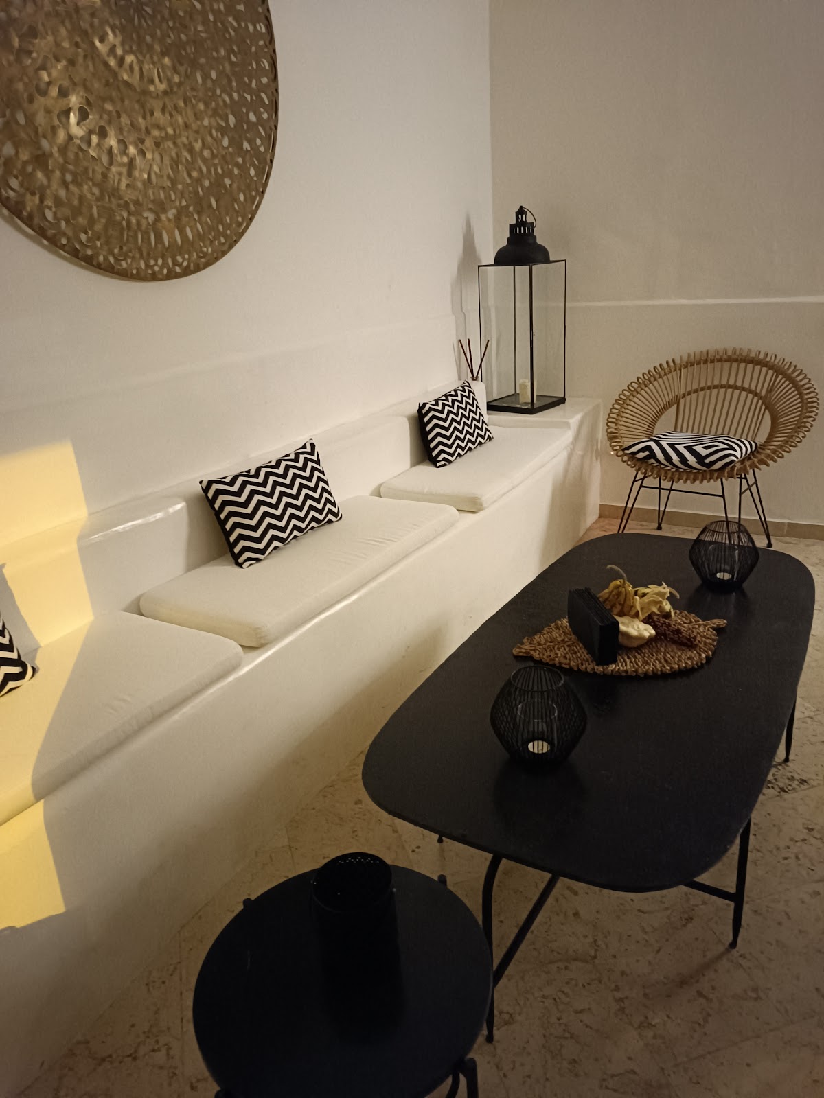 I N T E R N I — Ristorante a Taranto, Taranto