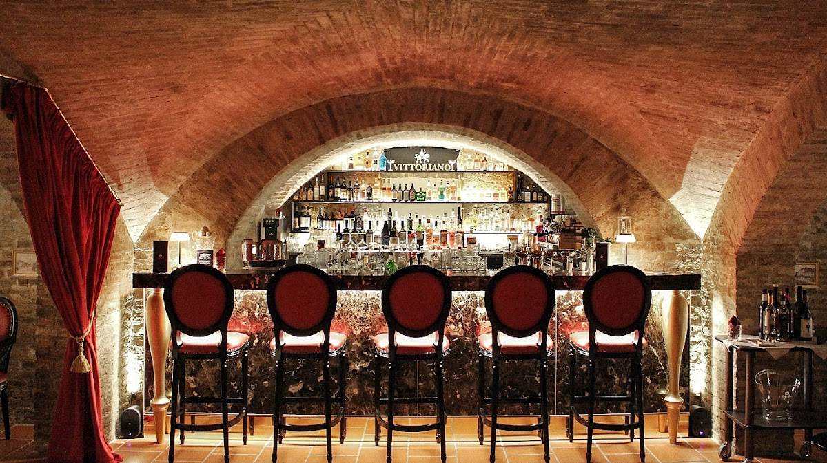 Vittoriano - Civitanova — Ristorante a Civitanova Marche, Macerata