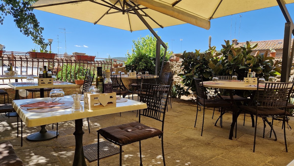 Osteria Enoteca I Quattro Gatti — Ristorante a San Gimignano, Siena