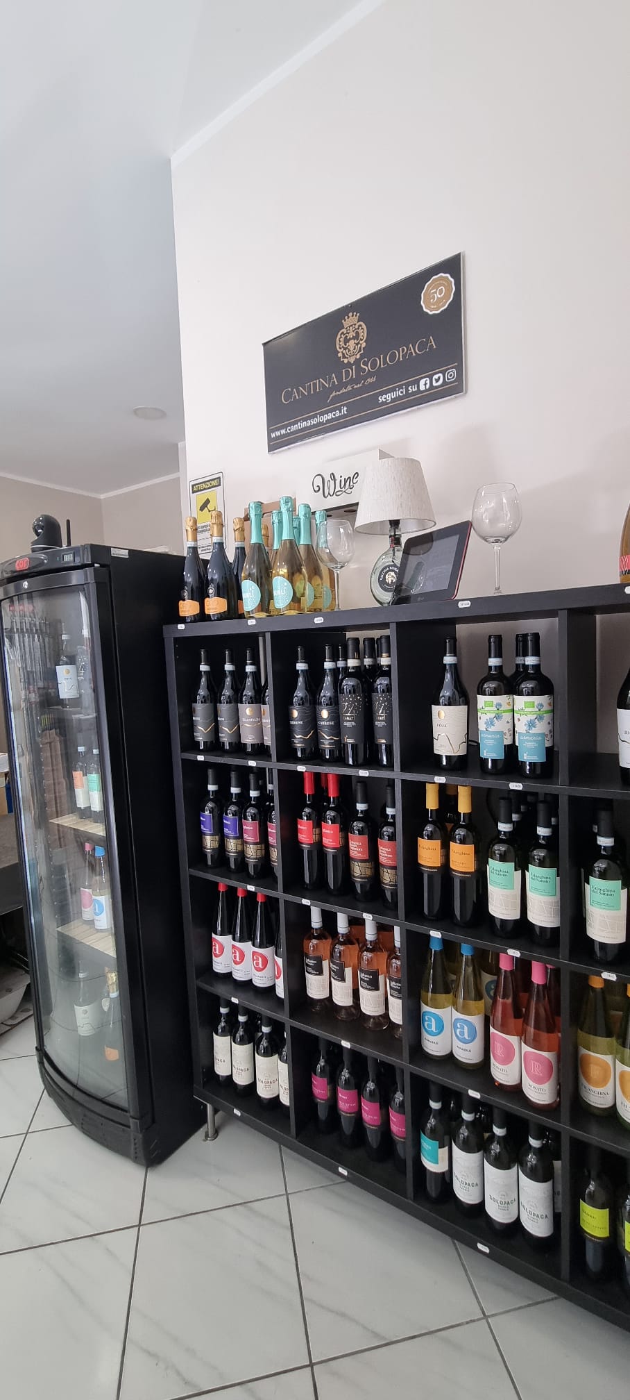 Enoteca Punto vendita Cantina di Solopaca di Salerno