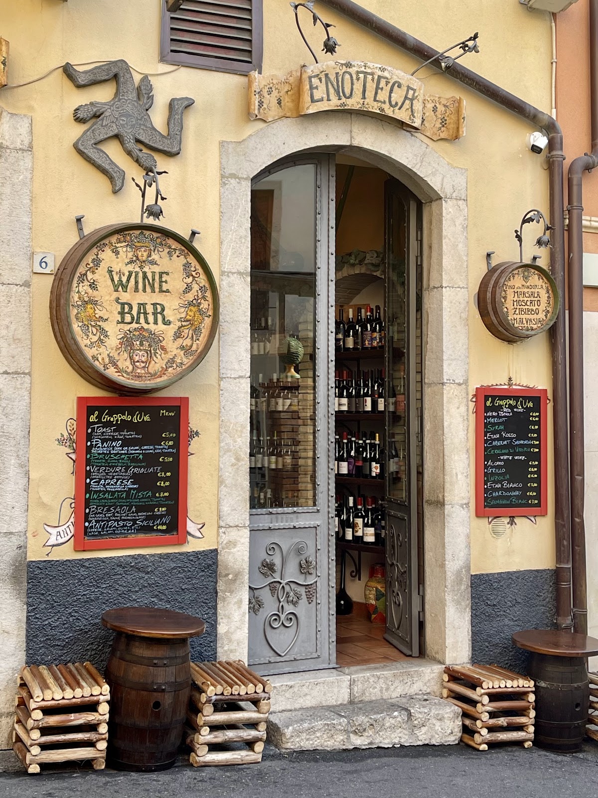 Enoteca — Ristorante a Taormina, Messina