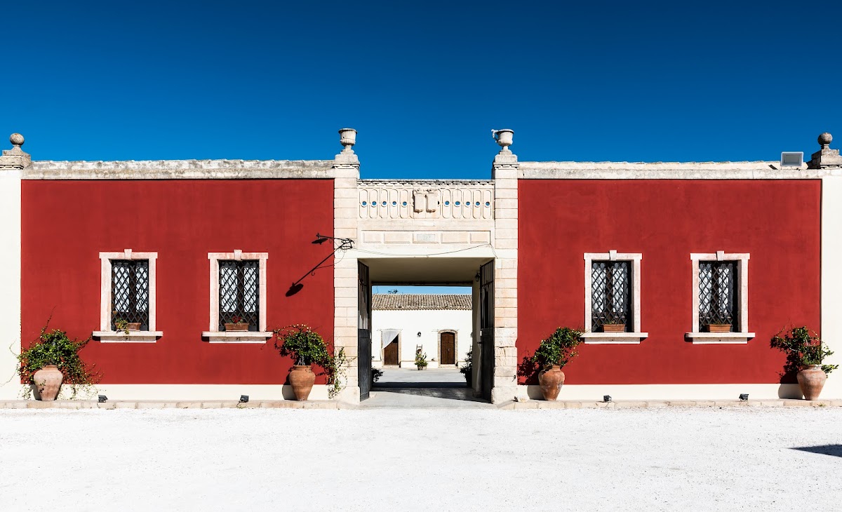 Barone Sergio Winery — Ristorante a Noto, Siracusa