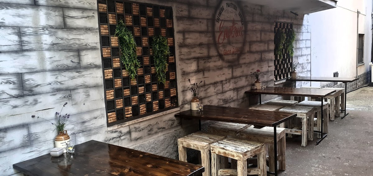 Enotria Vineria Calabra — Ristorante a Catanzaro, Catanzaro
