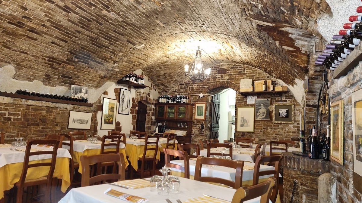 Ristorante Taverna La Fornarina — Ristorante a Urbino, Pesaro e Urbino