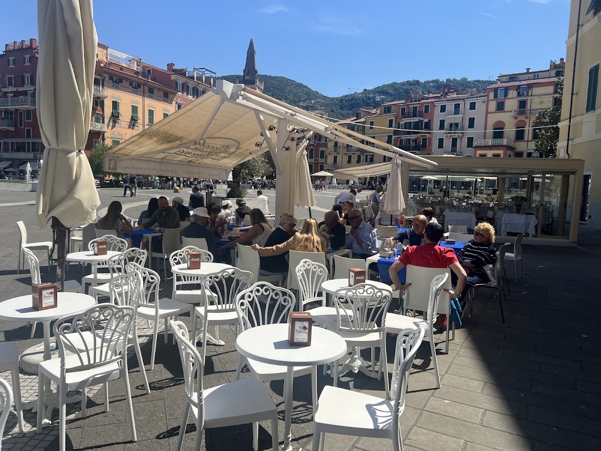 Piccolo caffè Torino — Ristorante a Lerici, La Spezia