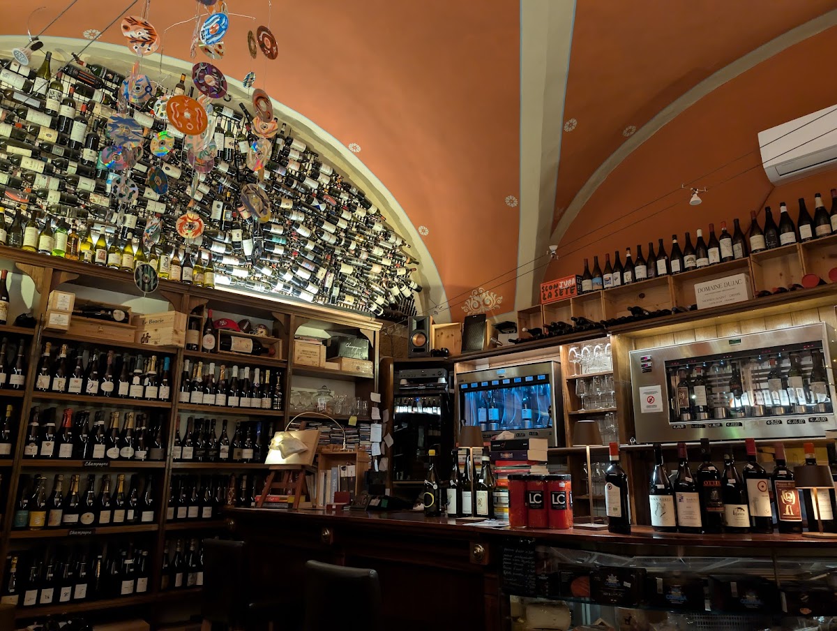Enoteca Scali — Ristorante a Volterra, Pisa