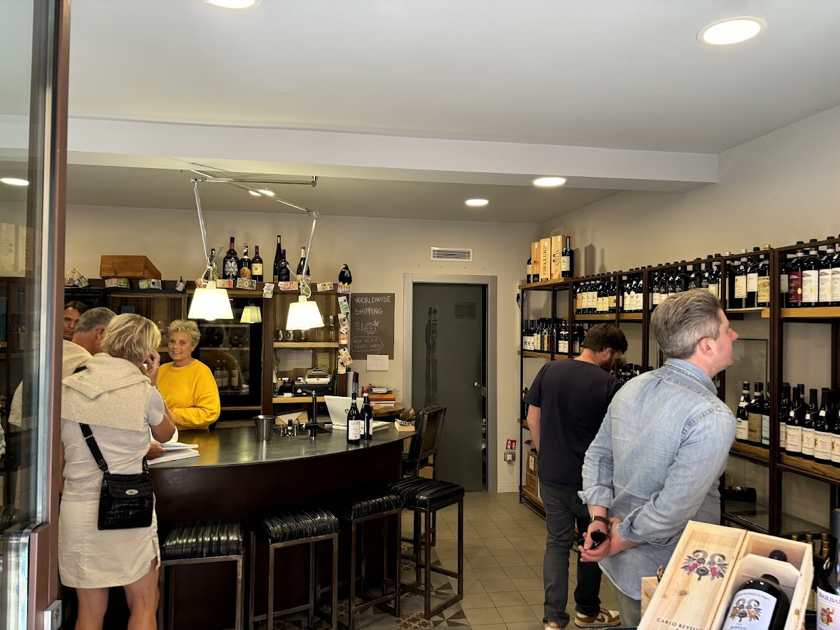 wine not? enoteca con mescita — Ristorante a La Morra, Cuneo