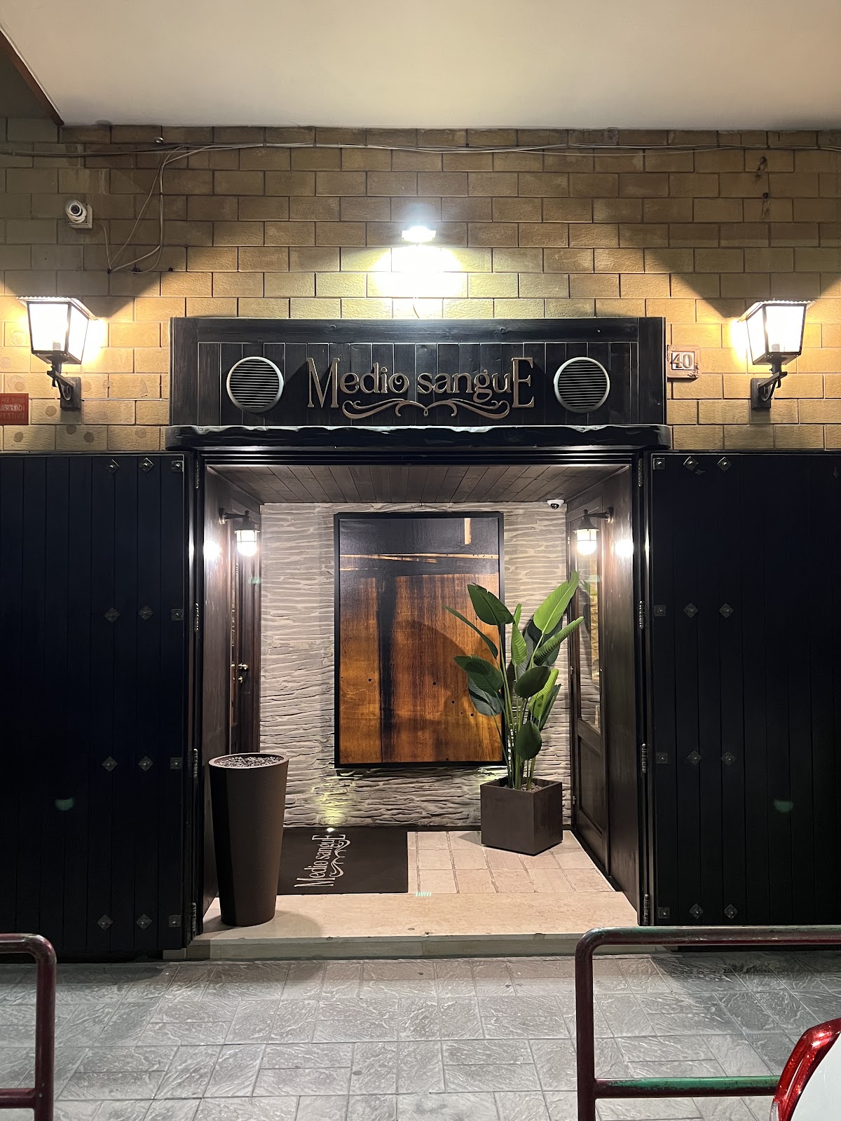 Medio Sangue — Ristorante a Foggia, Foggia