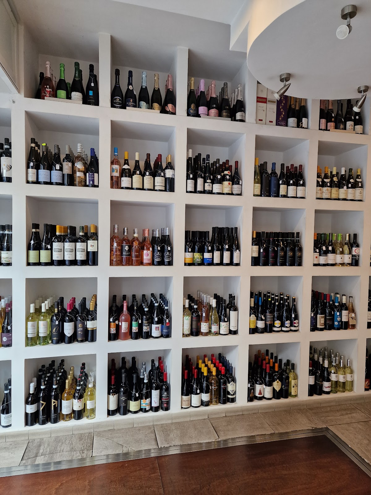 Cantine De Vito — Ristorante a Napoli, Napoli