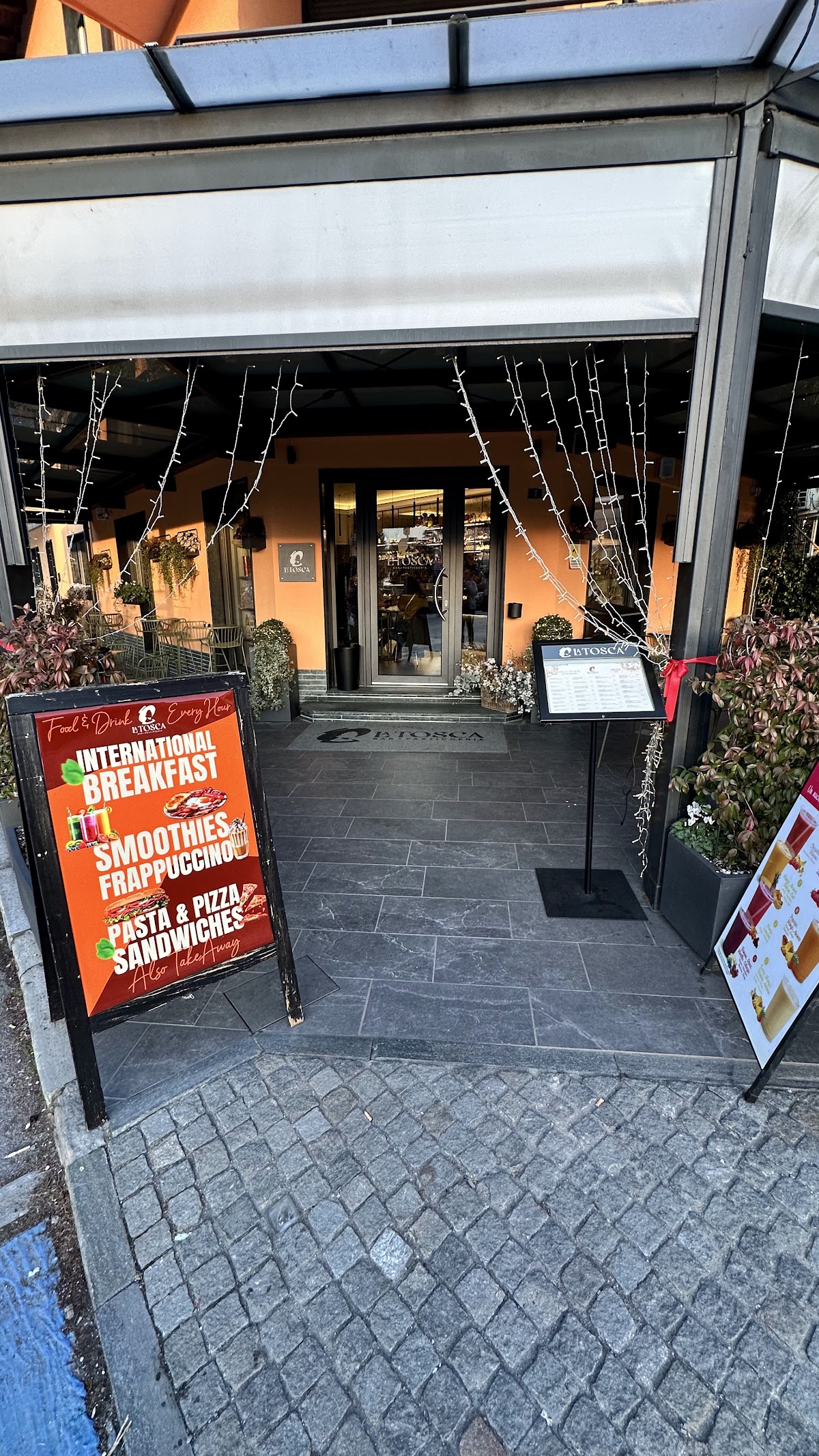 Bar La Tosca — Ristorante a Varenna, Lecco