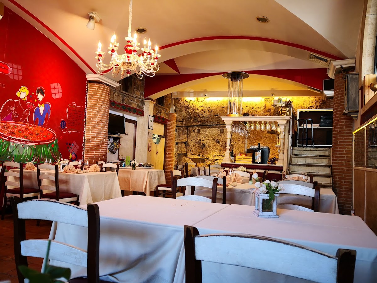 Trattoria Antiche Mura — Restaurante in Isernia, Isernia