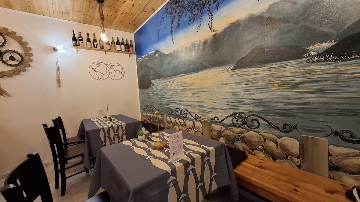 Ristorante/Bar il Portichetto ( Vezio Lago di Como) — Ristorante a Varenna, Lecco