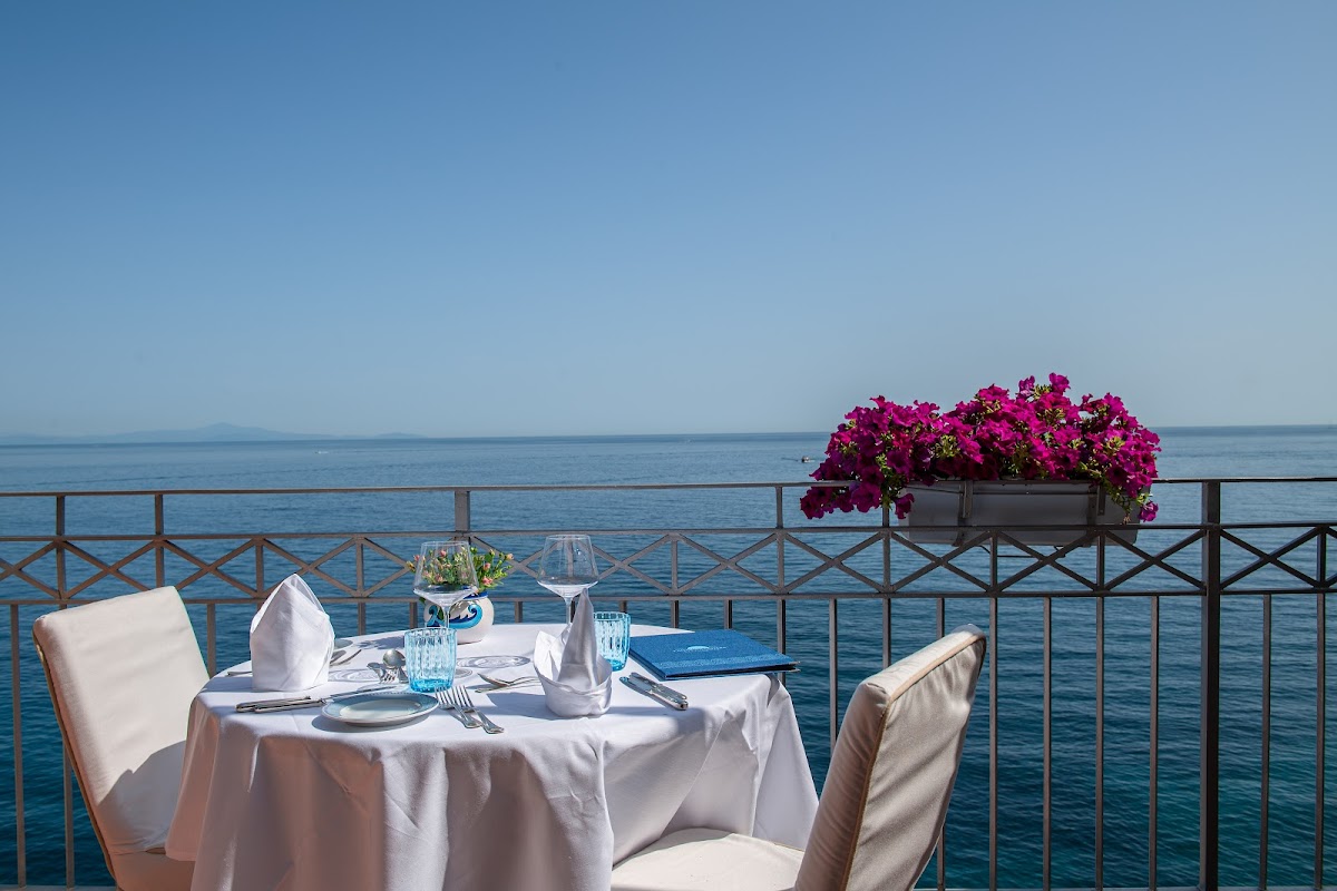 Ristorante L'Antica Cartiera — レストラン in Ravello, Salerno