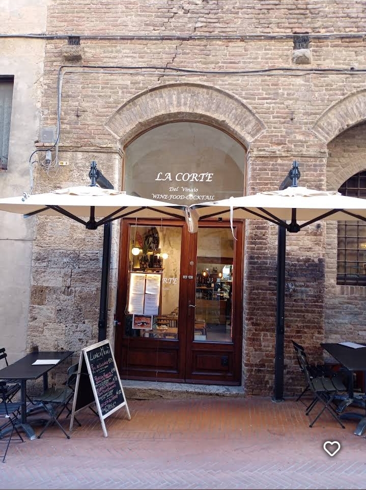 La Corte del Vinaio — Ristorante a San Gimignano, Siena