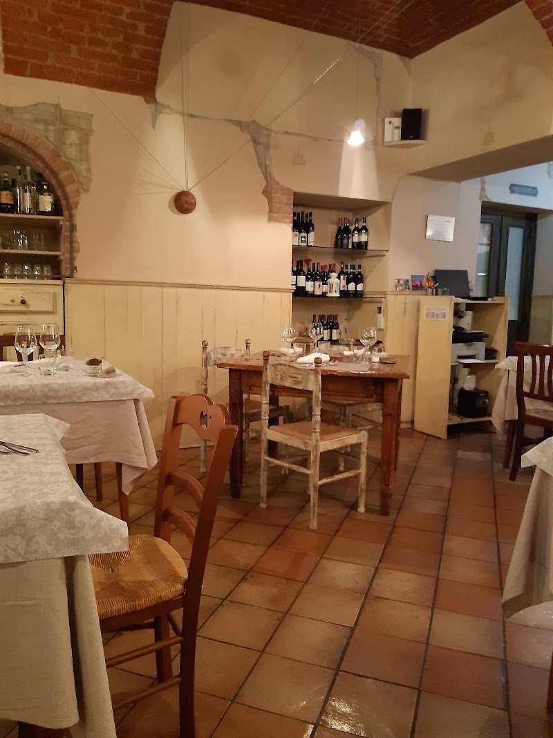 Antica Trattoria Dei Due Cavalli — Ristorante a Saluzzo, Cuneo