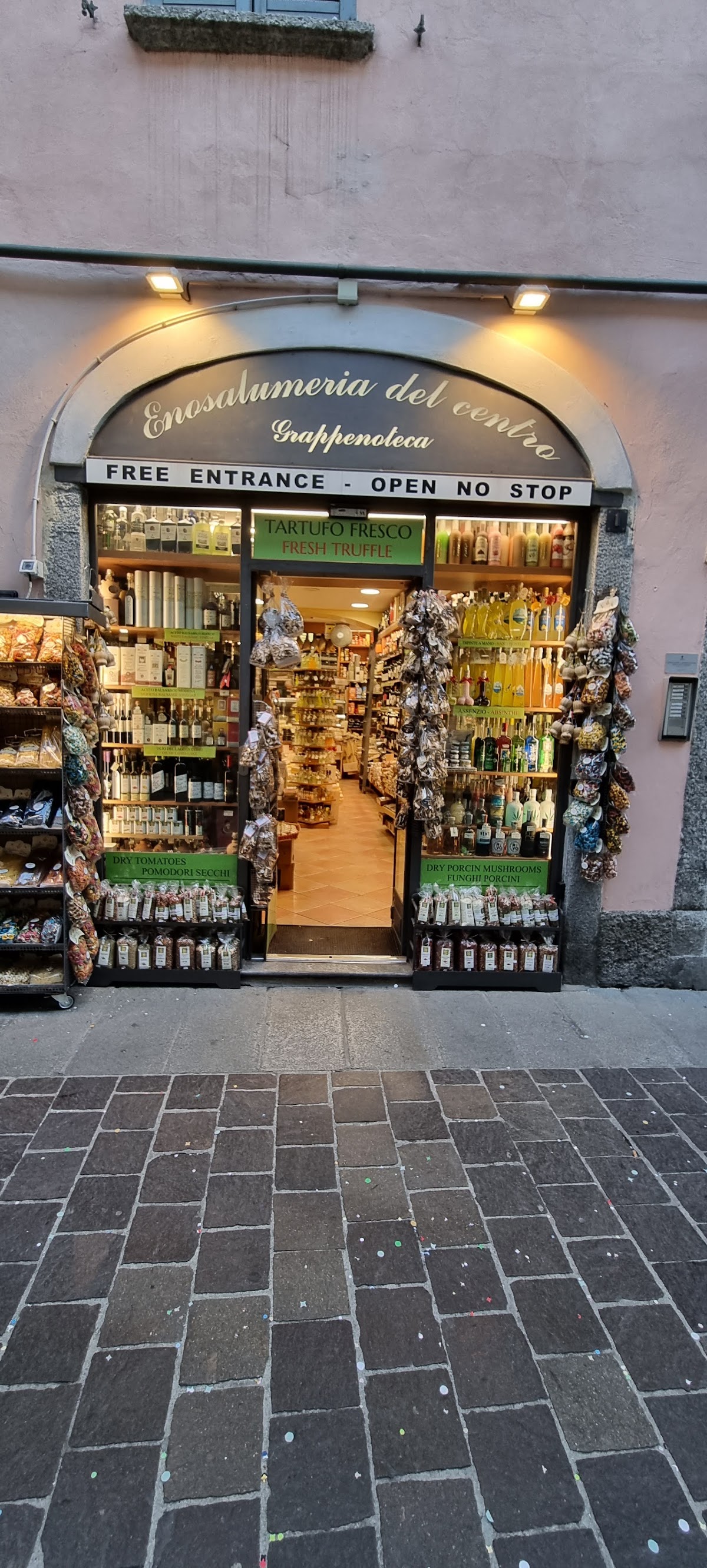 Enosalumeria del Centro — Ristorante a Como, Como