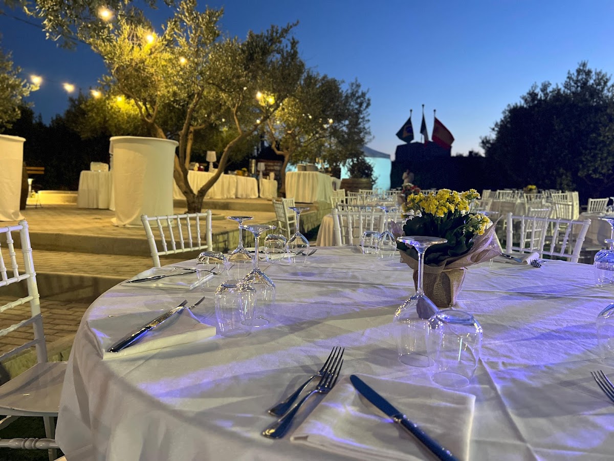 Cantina Casa Scalecci - Az. Agr. Assennato Rosario — Ristorante a Noto, Siracusa