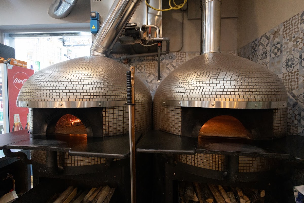 Pizzeria da Andrea Paolella — Ristorante a Salerno, Salerno